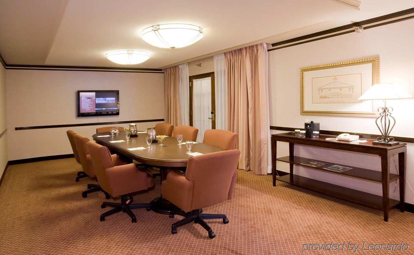 Embassy Suites By Hilton Chicago Schaumburg Woodfield Instalações foto